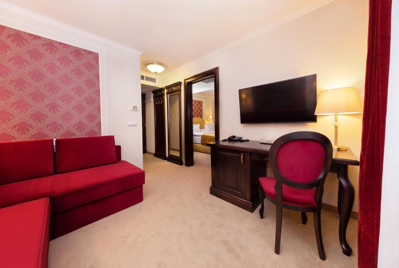Boutique Hotel Gaia Кескемет Екстериор снимка