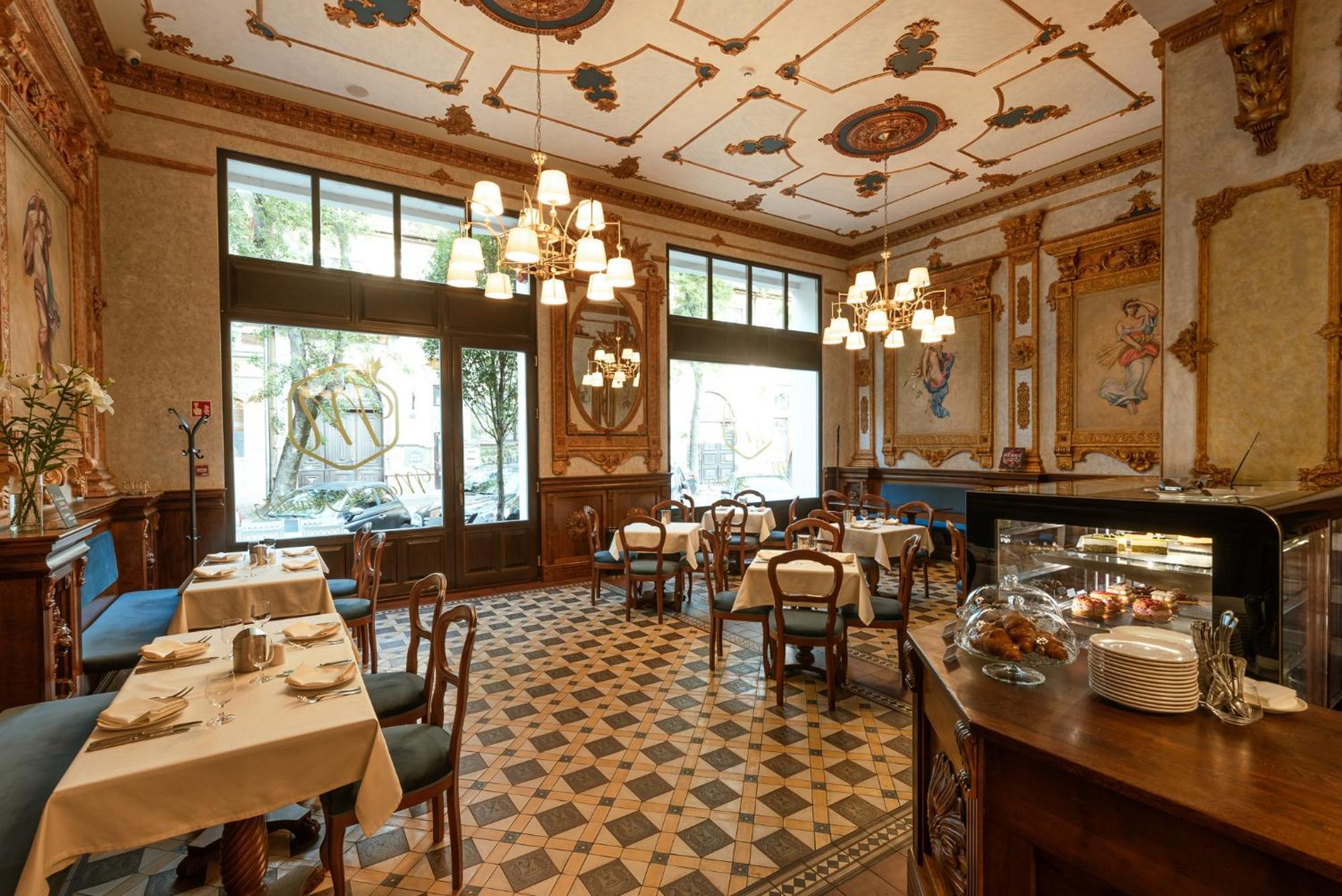 Boutique Hotel Gaia Кескемет Екстериор снимка
